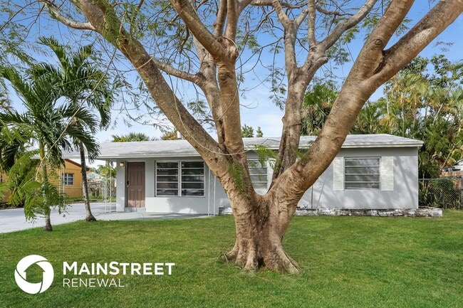 Photo - 6461 SW 16th Ct