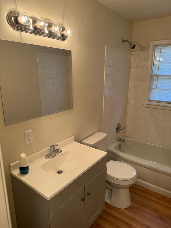 Photo - 2427 W Olive St