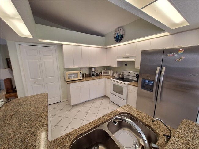 Photo - 117 Siesta Rd
