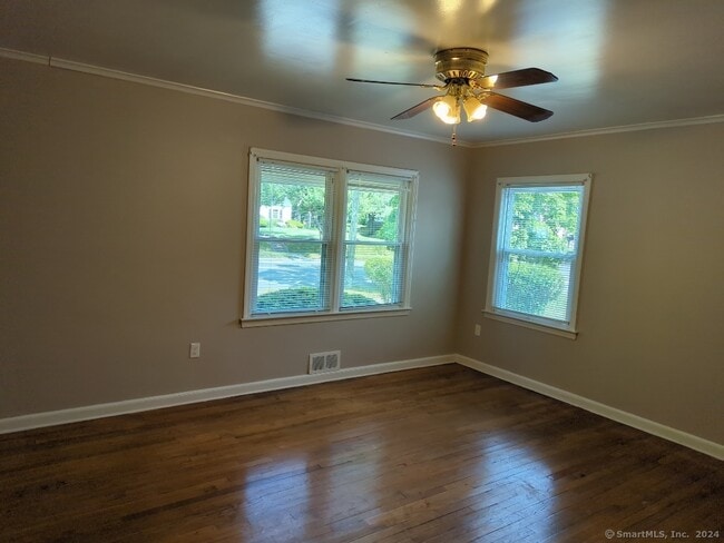 Photo - 1735 Ella T Grasso Blvd