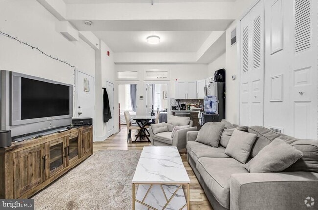 Building Photo - 44 S 3rd St Unit 2 Rental