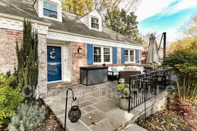 Photo - 3061 N Oakland St