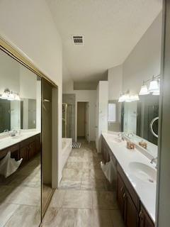 Photo - 1208 Oakwood Blvd