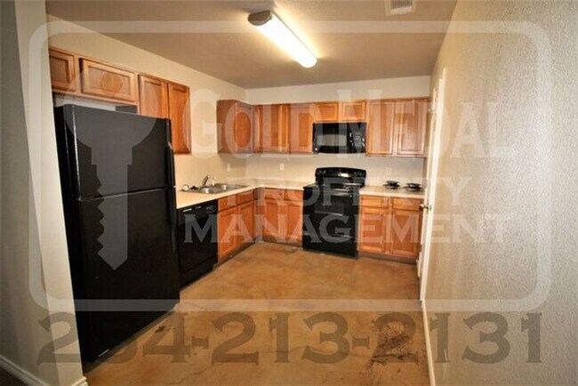 Photo - 4003 Cambridge Dr