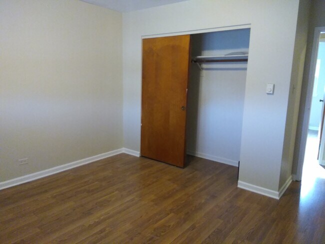 Photo - 7620 N Milwaukee Ave Unidad 1