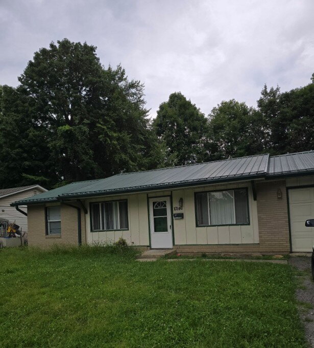 Building Photo - "Charming 3-Bedroom Gem in Indianapolis – Cozy Living with 950 Sq. Ft.!"