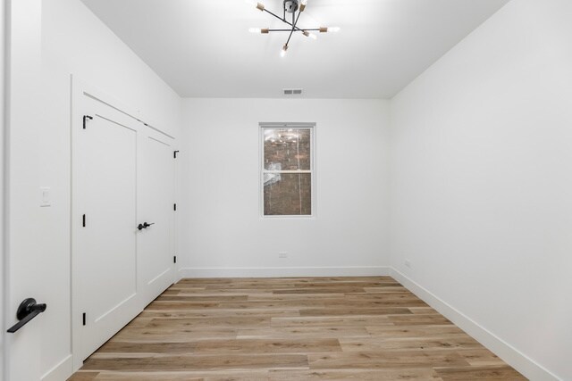 Photo - 239 W 74th St Unidad 2