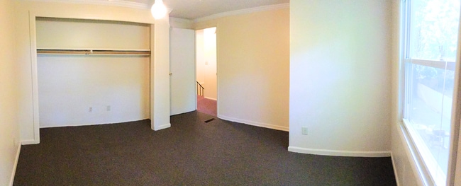 Photo - 2 Rorbach Ln Unit 2