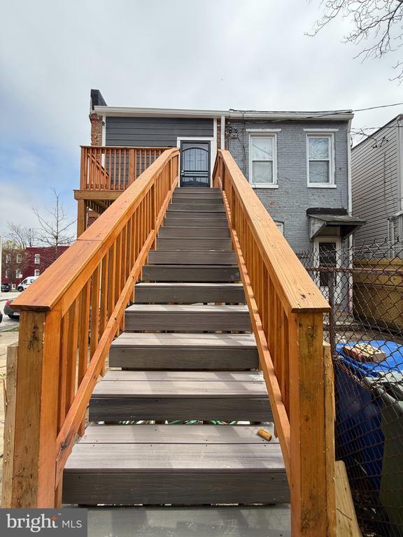 Photo - 1930 N Payson St