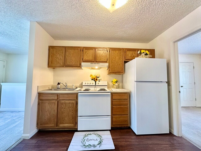 Photo - 805 Old Gray Station Rd