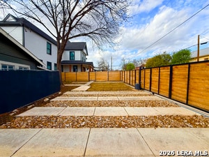 Photo - 630 E Carson St