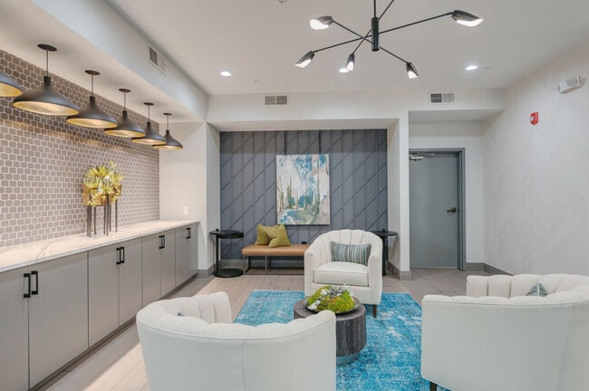 The Briscoe River Oaks apartments — community photo