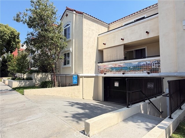 Photo - 300 E Providencia Ave Unit 111
