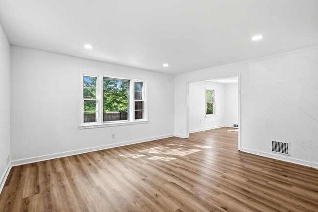 Photo - MOVE IN READY!! Freshly Updated 3-Bedroom Home for Rent