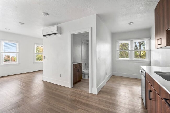 Photo - Council Crest Apartments