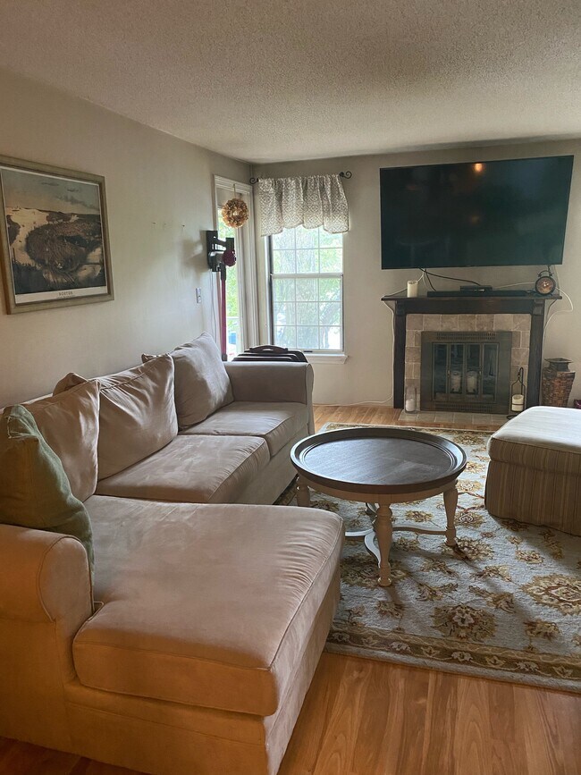 Photo - 6 Walden Dr Unit #7