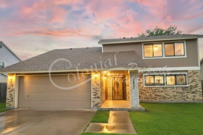 Building Photo - NEW IN MANAGEMENT - AVAILABLE NOW!