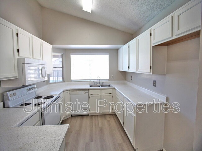 Photo - 7509 W San Juan Ave