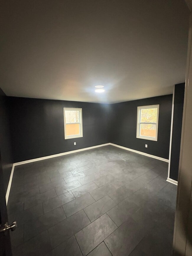 Photo - 1009 Cella St