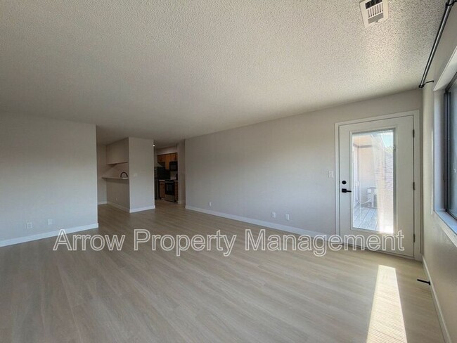 Photo - 2380 N 44th St Unit 9