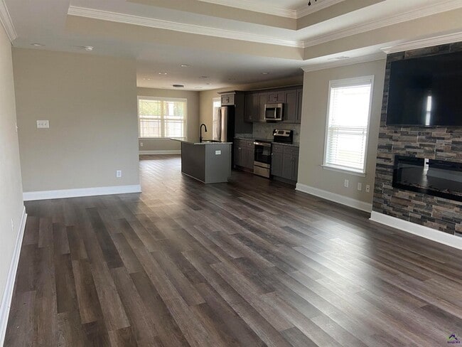 Photo - 315 Lasso Drive