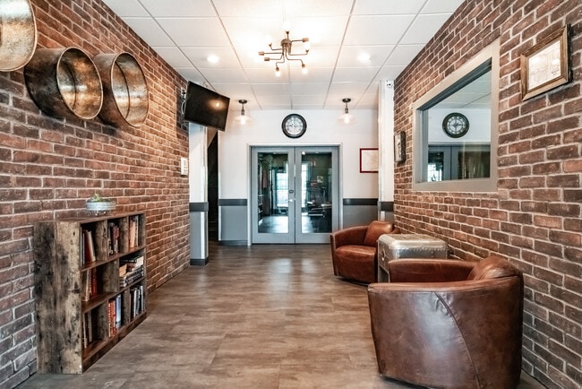 Beacon Falls - Lofts at 50 Leonard