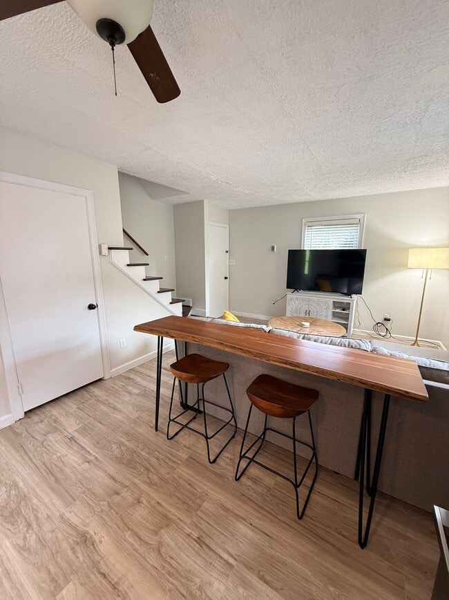 Photo - 1621 Brandon Ave SW