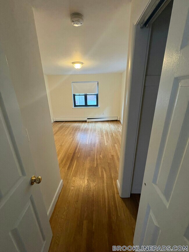 Photo - 46 Harvard St Unit 1