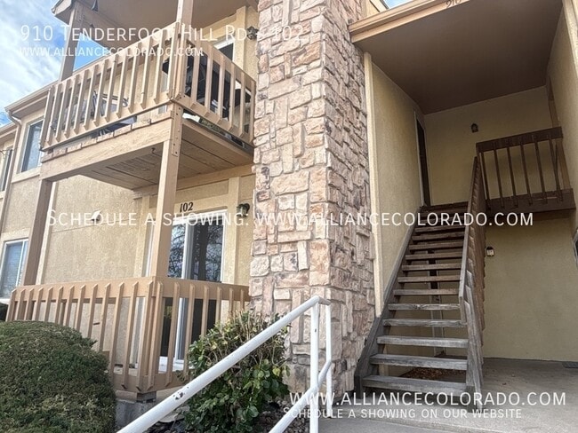 Photo - 910 Tenderfoot Hill Rd