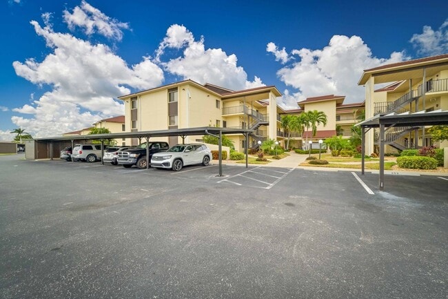 Photo - SHORT TERM - 2/2 Cinnamon Cove Furnished C... Unidad 107