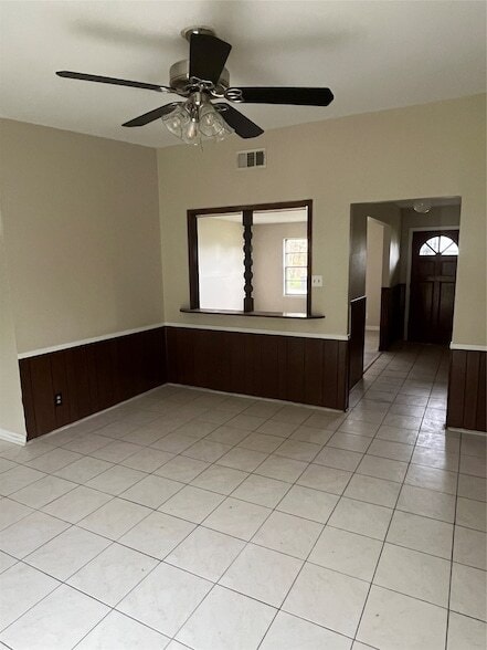 Photo - 423 W Troy Rd