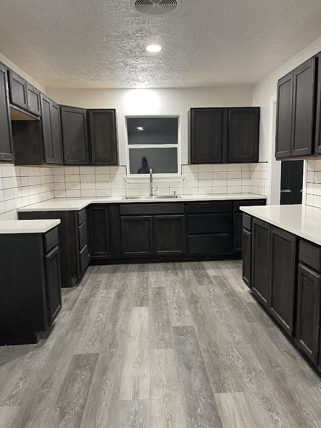 Photo - 904 W Robinson St