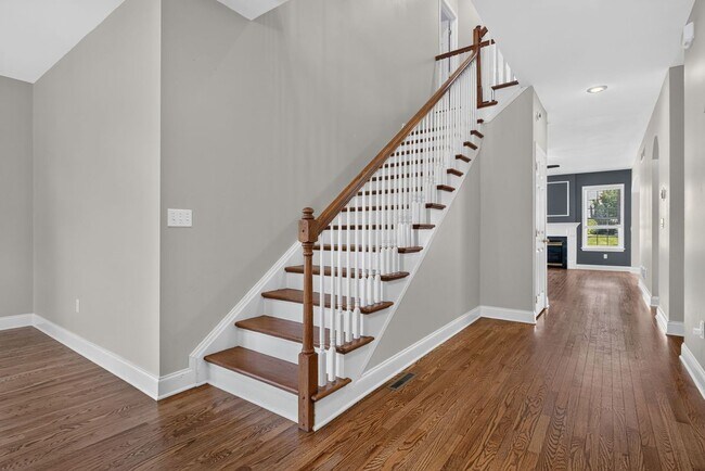 Photo - 1417 Hammock Way