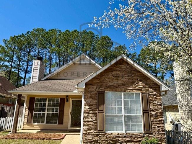 Building Photo - 3 bed, 2 bath home in Helena