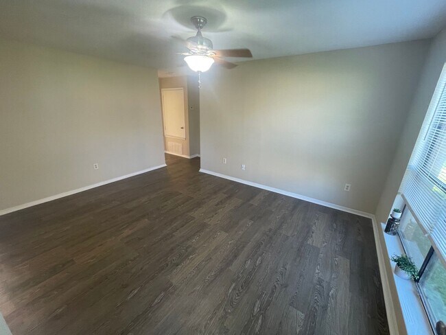 Photo - 229 Craddock Ave Unit 229 Craddock B