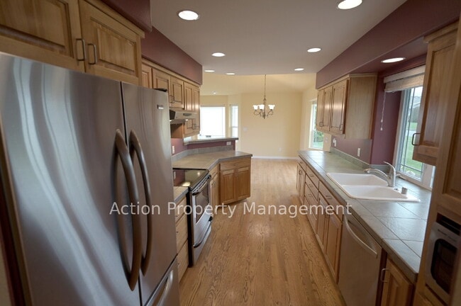 Photo - 2+ bed, 2 bath, 3 car garage in Sherwood Village, Sequim