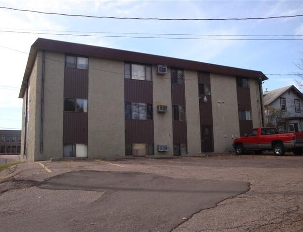 Photo - The Crossings