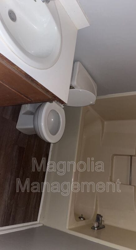 Photo - 1741 Epsom Rd