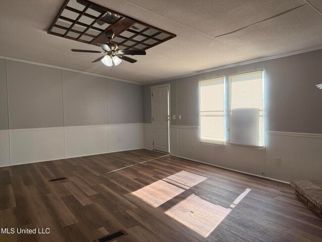 103 Cedar Ridge Blvd
