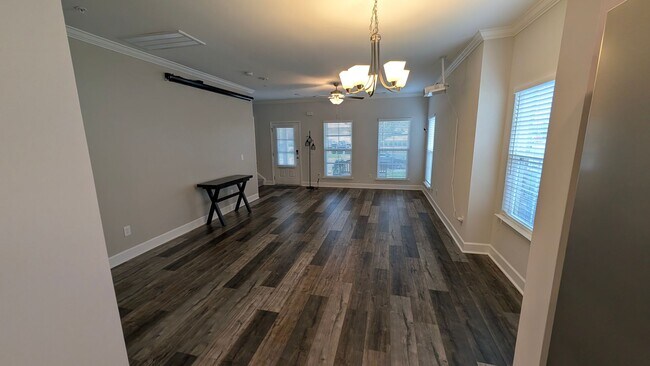 Photo - 531 Farmstead Ln