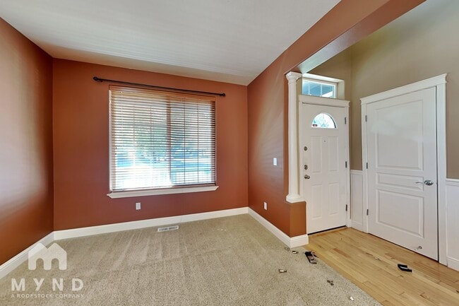 Photo - 18002 NE 37th St