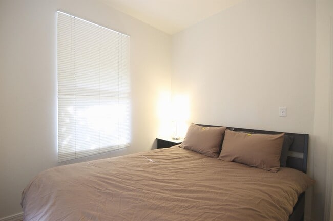 Photo - 3050 Zuni St