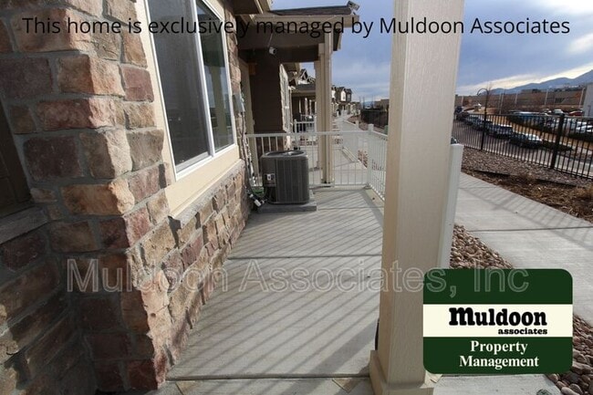 Photo - 954 Petra Heights