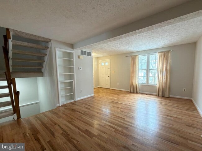 Photo - 1616 Barnstead Dr