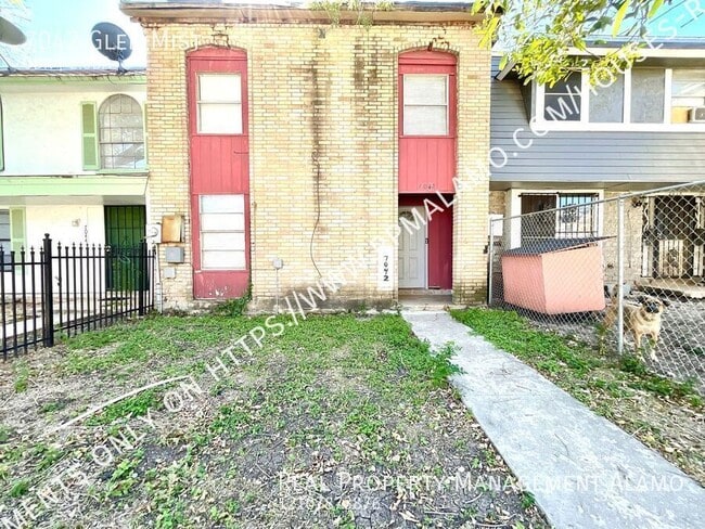 Building Photo - 7042 Glen Mist