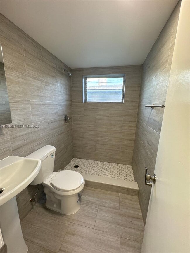 Photo - 619 SW 7th Ave Unidad 2