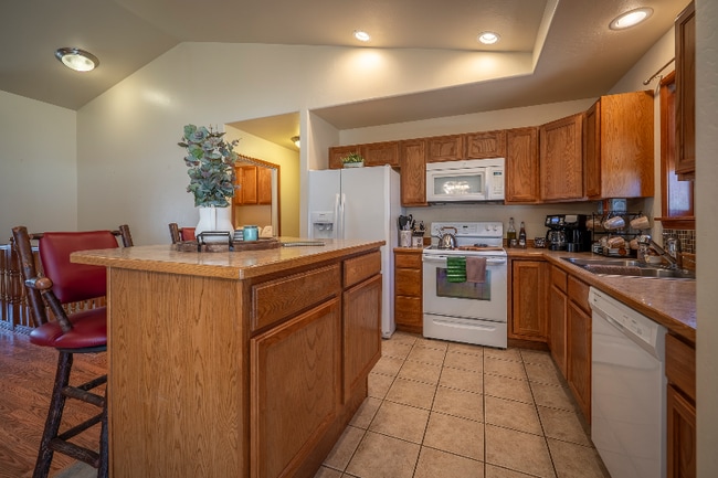 Photo - 807 Nebula St