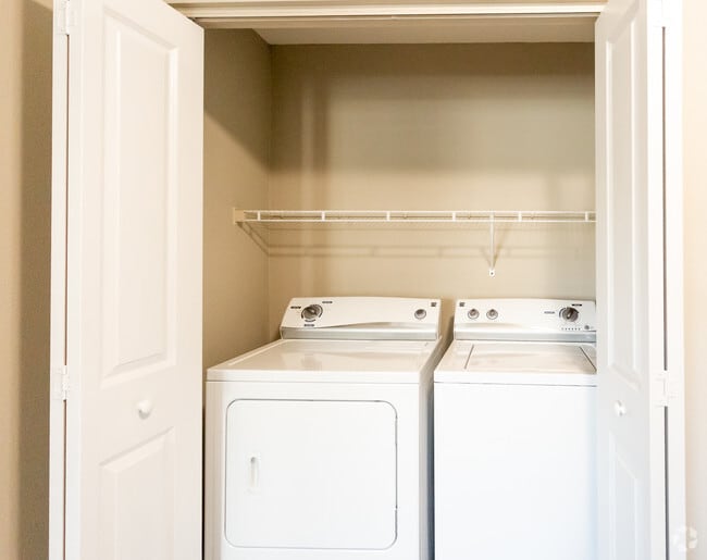 Washer / Dryer Included - The Harbor