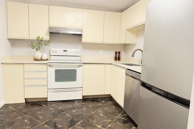 Photo - 8 9th St Unidad 511