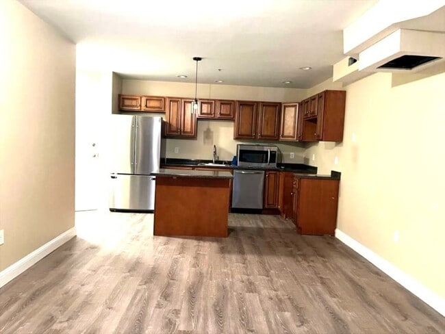 Photo - 42 Church St Unit 16